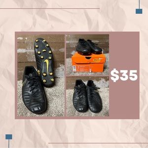 Nike Soccer Cleats - Men’s Size 10 - Great Condition